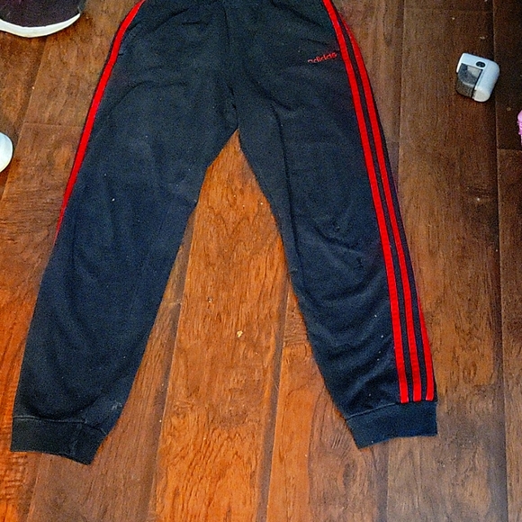 Adidas Womens essential pants 3 strips - Picture 2 of 8